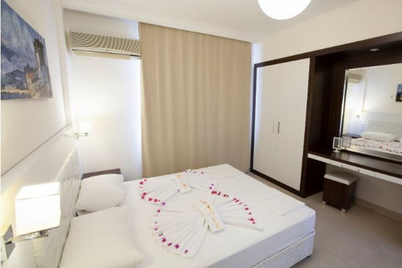 Side Suite Hotel Esterno foto