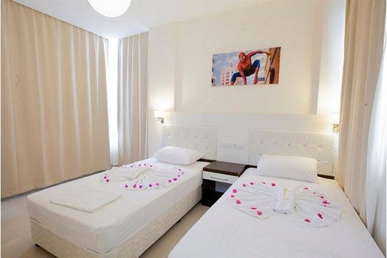 Side Suite Hotel Esterno foto